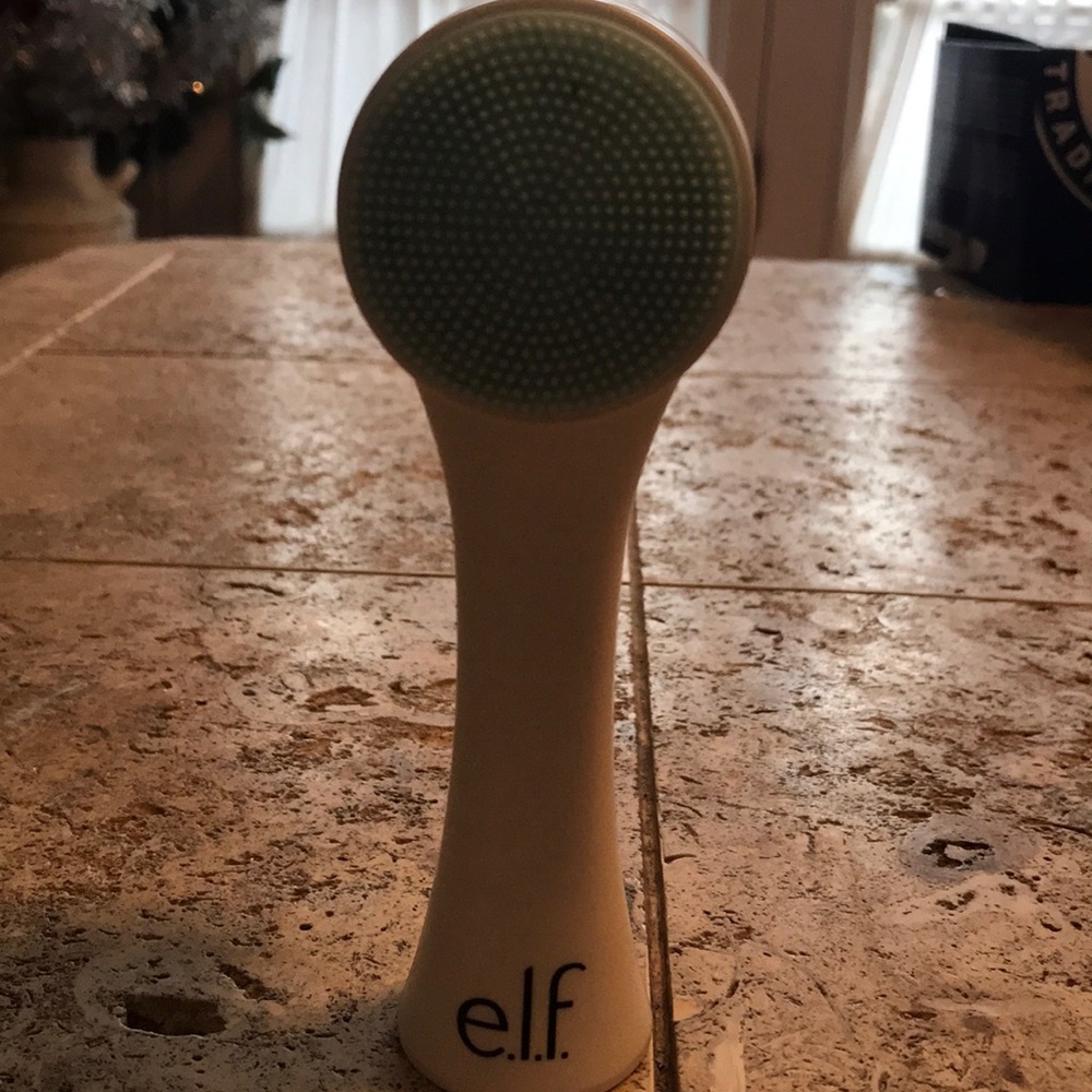 Elf face cleanser brush